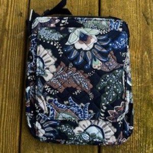 Vera Bradley RFID Mini Hipster in Java Navy Camo - like new condition